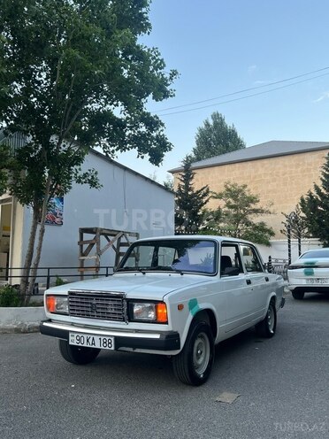 LADA (VAZ) 2107-5