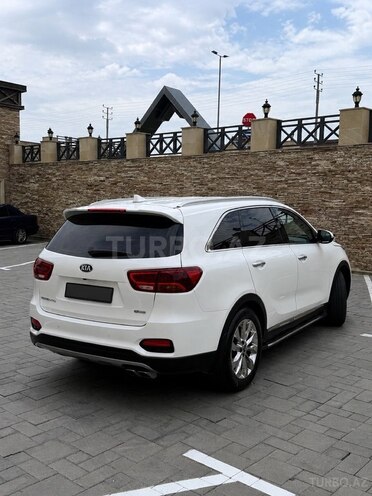 Kia Sorento-6