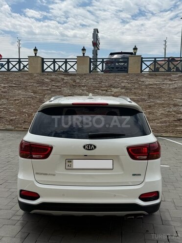 Kia Sorento-4