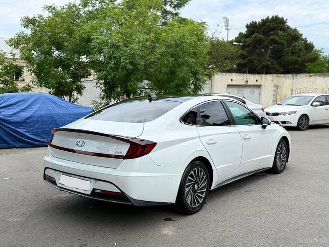 Hyundai Sonata-10