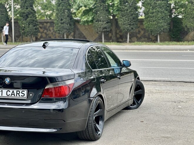 BMW 530-9