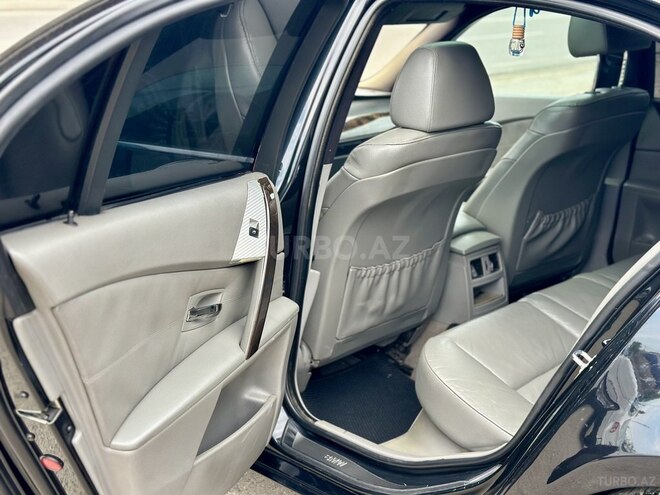 BMW 530-16