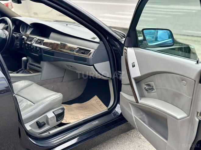 BMW 530-15
