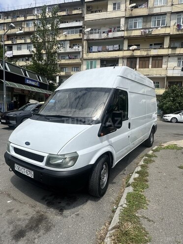 Ford Transit-2