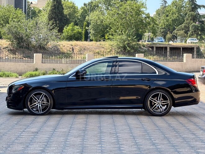 Mercedes E 300-6