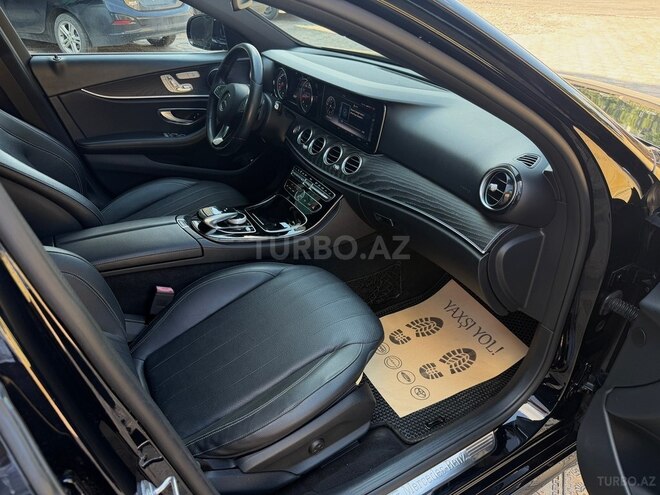 Mercedes E 300-14