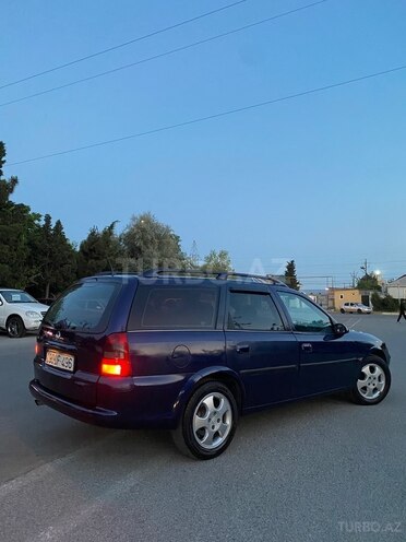 Opel Vectra-5