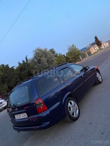 Opel Vectra-9