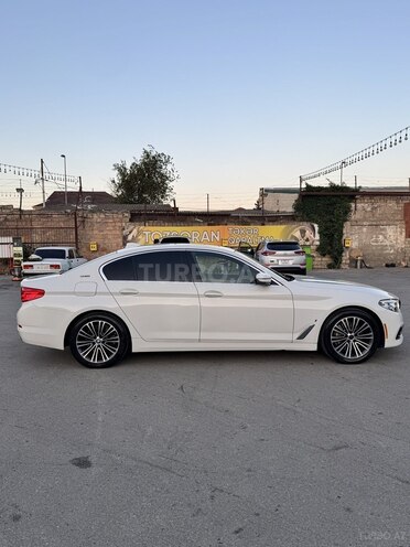 BMW 530e-3