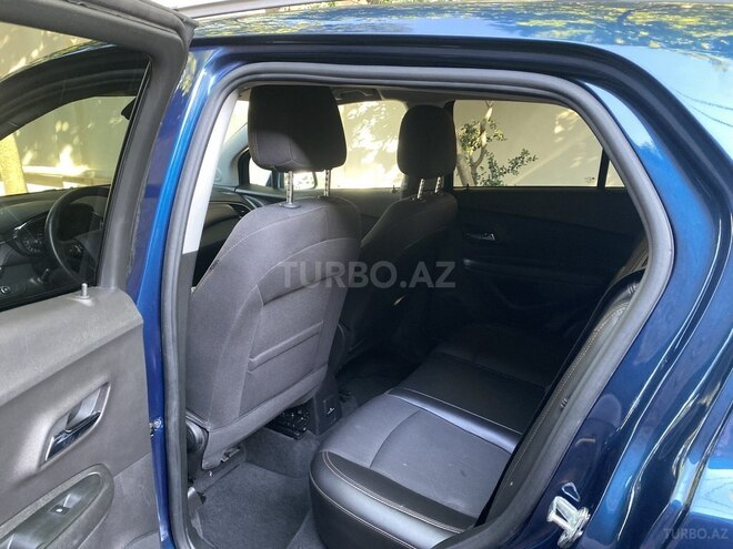 Chevrolet Trax-12