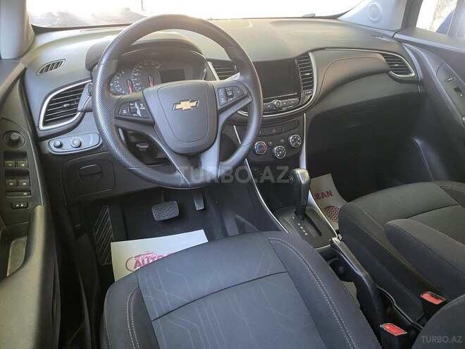 Chevrolet Trax-8
