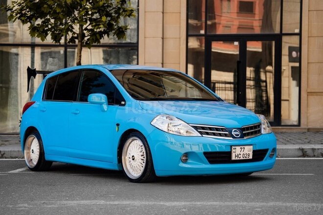 Nissan Tiida-4
