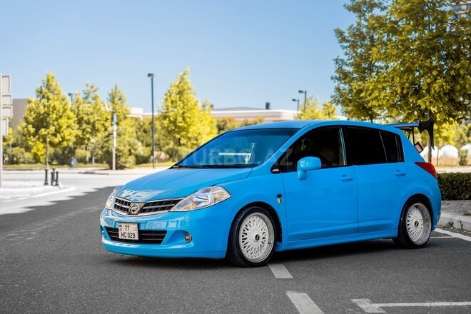 Nissan Tiida-6