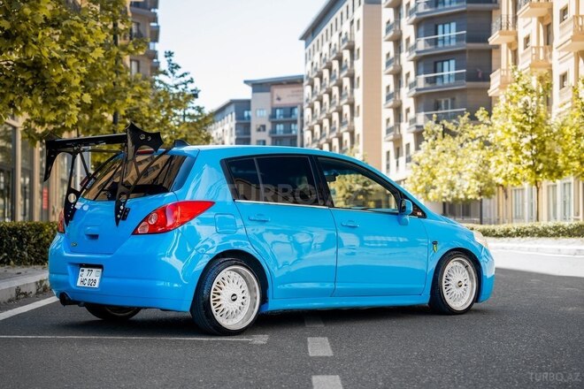 Nissan Tiida-7