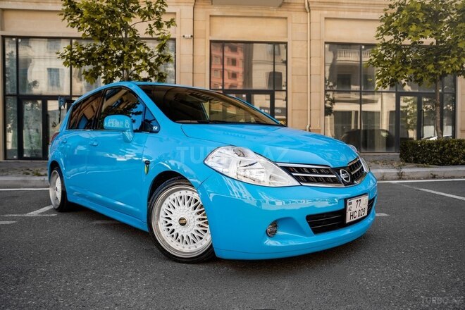 Nissan Tiida-1