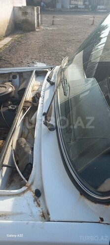 LADA (VAZ) 2107-2
