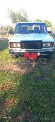 LADA (VAZ) 2107-1