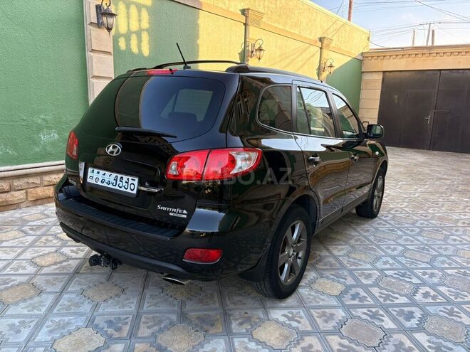 Hyundai Santa Fe-4