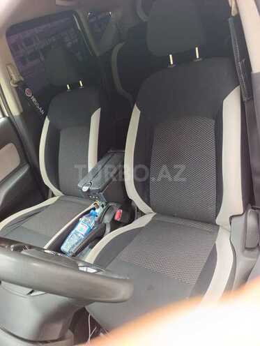Nissan Note-7