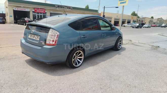 Toyota Prius-2