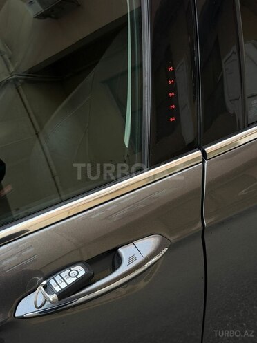 Ford Fusion (North America)-12