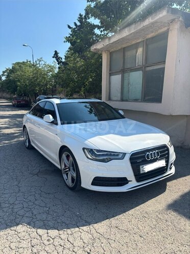 Audi A6-1