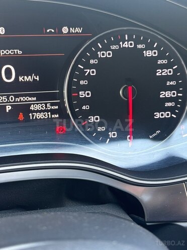 Audi A6-9
