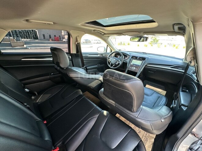 Ford Fusion (North America)-13