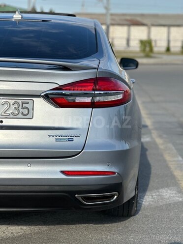 Ford Fusion (North America)-9