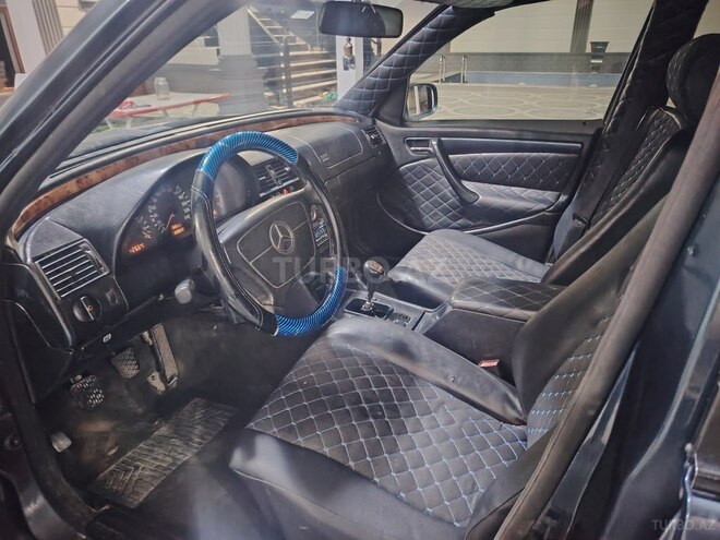Mercedes C 200-8
