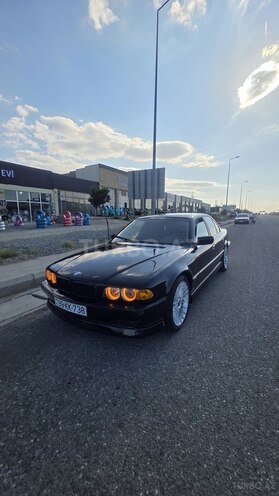 BMW 735-2