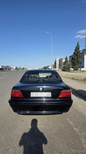 BMW 735-6