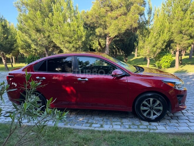 Kia Rio-7