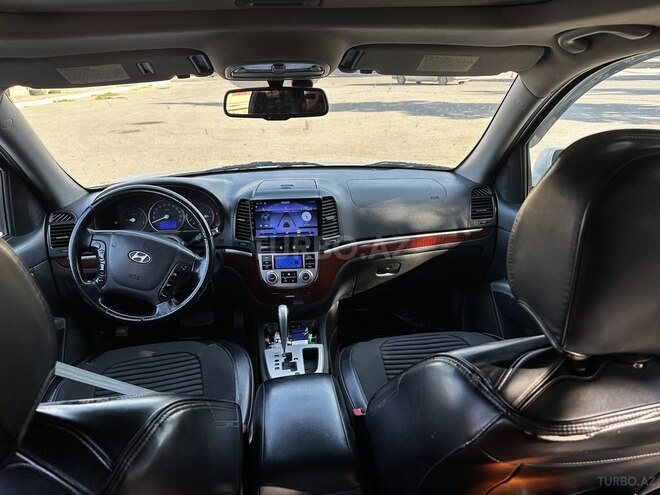 Hyundai Santa Fe-8