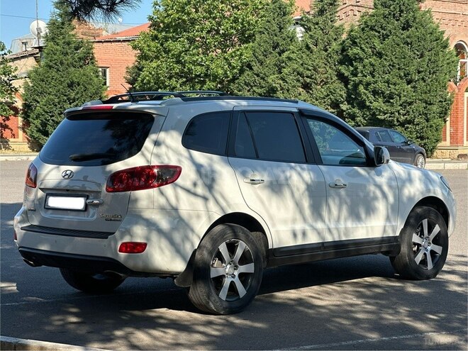Hyundai Santa Fe-7