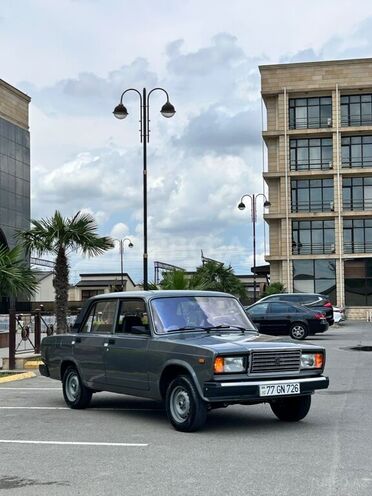 LADA (VAZ) 2107-11