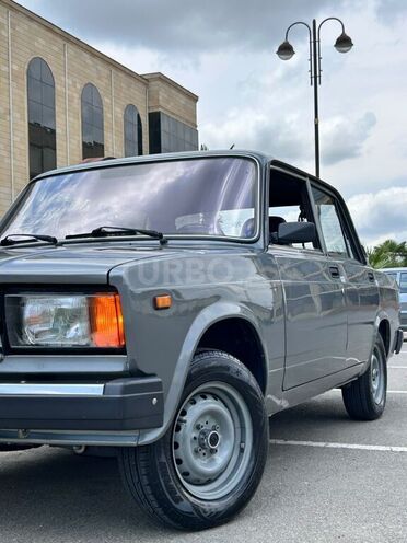 LADA (VAZ) 2107-3