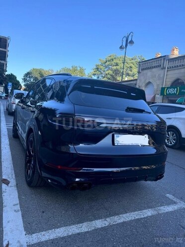 Porsche Cayenne S-3