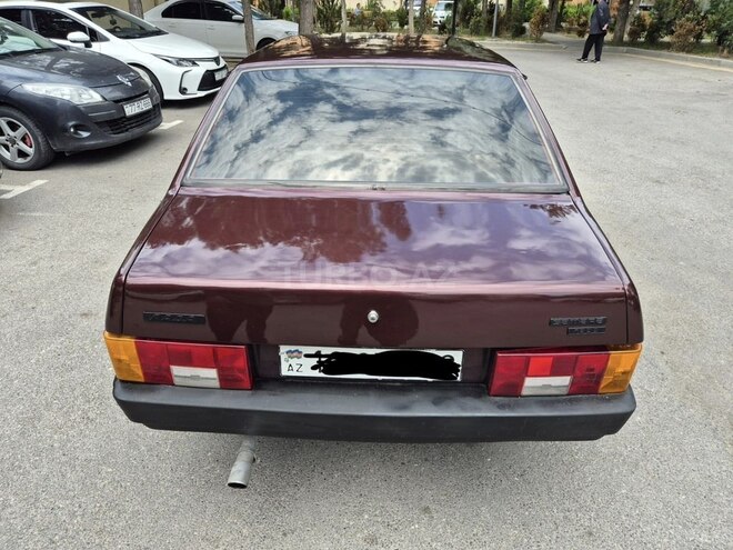 LADA (VAZ) 21099-2