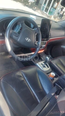 Hyundai Santa Fe-5