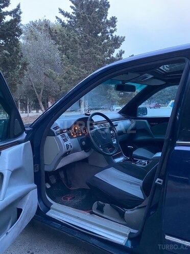 Mercedes E 200-5
