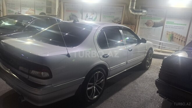 Nissan Maxima-3