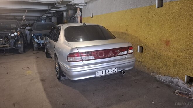 Nissan Maxima-7