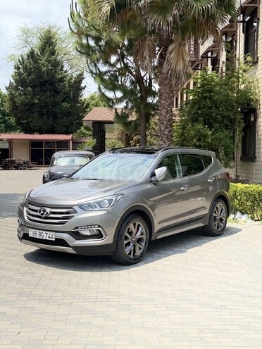 Hyundai Santa Fe-2