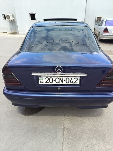 Mercedes C 180-6