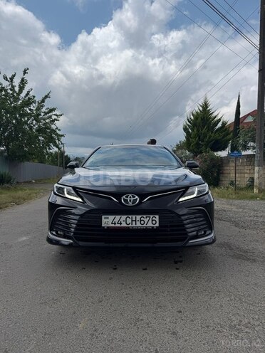 Toyota Camry-1