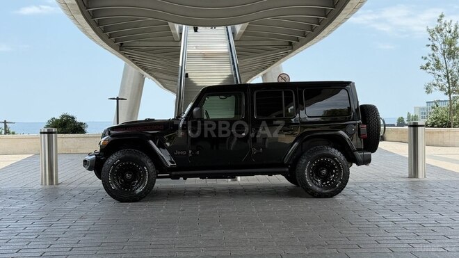 Jeep Wrangler-4