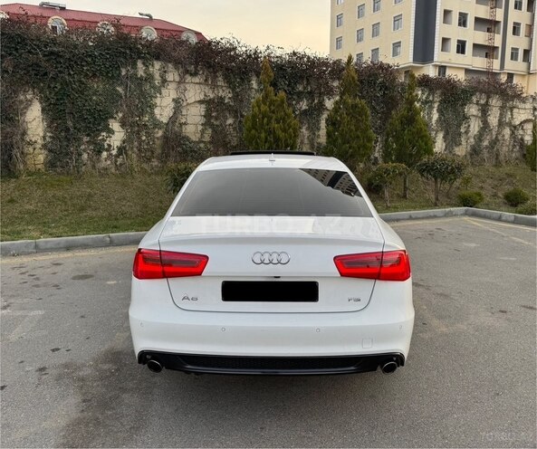 Audi A6-6