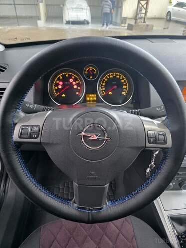 Opel Astra-8
