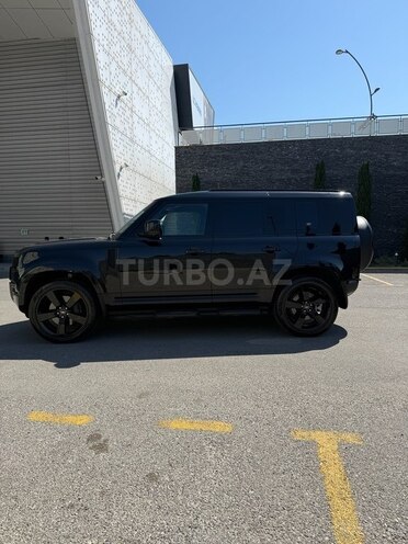 Land Rover Defender-6